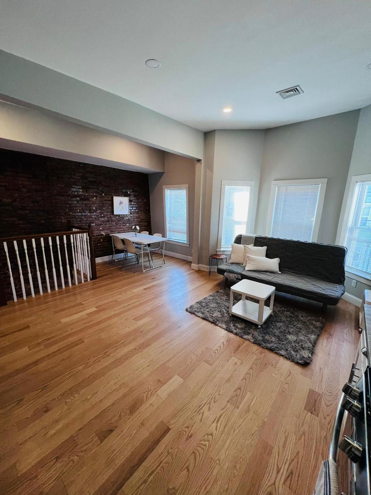 Renovated, 10 Min From The City Boston Ngoại thất bức ảnh